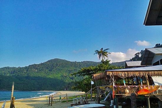 Beachfront Hut Upstairs Astra - Beach Shack Chalet Kampong Juara 외부 사진
